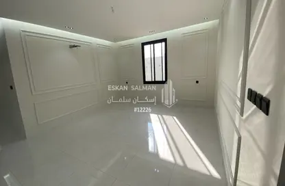 Apartment - 5 Bedrooms - 3 Bathrooms for sale in An Nawwariyah - Makah Almukaramuh - Makkah Al Mukarramah