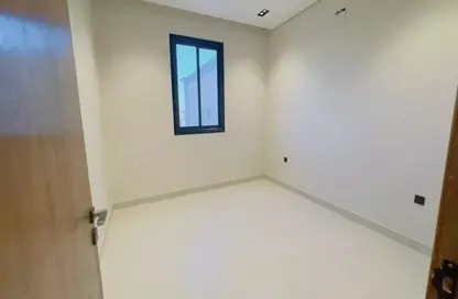 Full Floor - 5 Bedrooms for sale in Al Munisiyah - Riyadh - Ar Riyadh