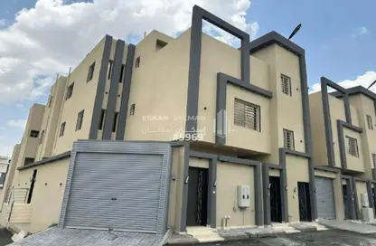 Full Floor - 6 Bedrooms - 4 Bathrooms for sale in Al Dhurfah - Khamis Mushayt - Asir