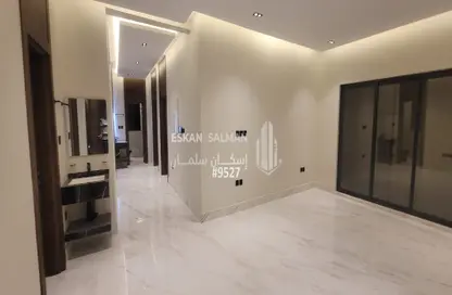 Apartment - 4 Bedrooms - 3 Bathrooms for sale in Al Suwaidi - Riyadh - Ar Riyadh